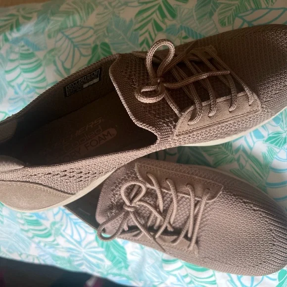 Skechers Taupe Lace-Up Shoes - Picture 2 of 6